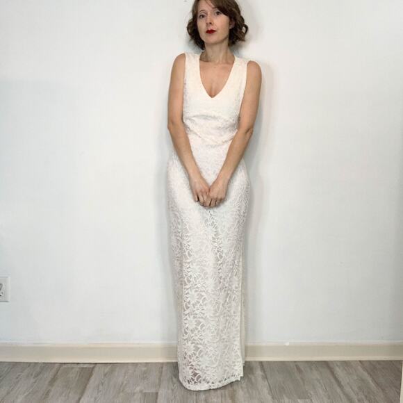 NWT MARINA white lace gown back cutout maxi side slit v-neck romantic 2689 - Picture 11 of 13